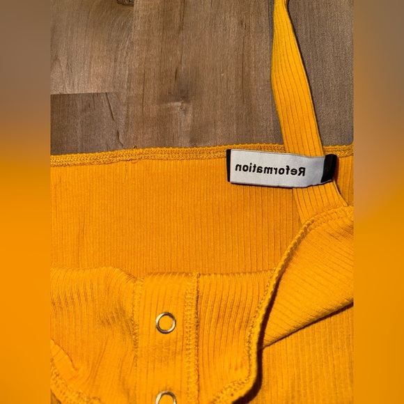 Reformation Nicole Ribbed Tank Top in Marigold Size Medium - Picture 7 of 9